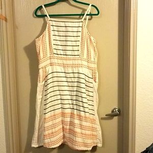 Summer dress..  BOUTIQUE sun dress XL= WORN FOR FEW HOURS - CLOSET CLOSING